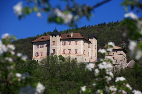 Castel Thun_escursione in bicicletta_val di non_vacanza benessere trentino alto adige_wellness hotel trentino (21)